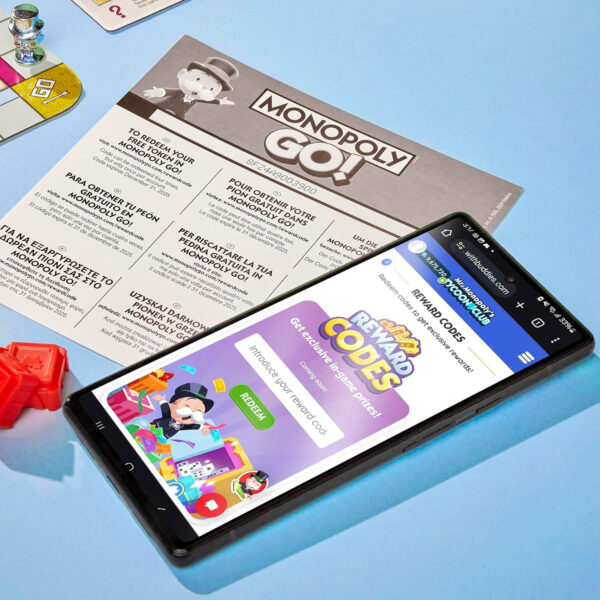 Monopoly GO! Board Game | Inspired by The Popular Mobile Board Game | Ages 8+ | 2-4 Players | 15 Mins. | Family Games | Travel Games for Kids and Adults - Image 8
