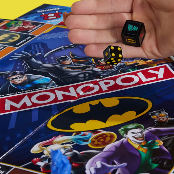 Monopoly Batman Edition Board Game | Monopoly Game for Batman Fans | Ages 8 and Up | 2 to 4 Players | Family Games | Strategy Games for Kids and Adults (Amazon Exclusive) - Image 4