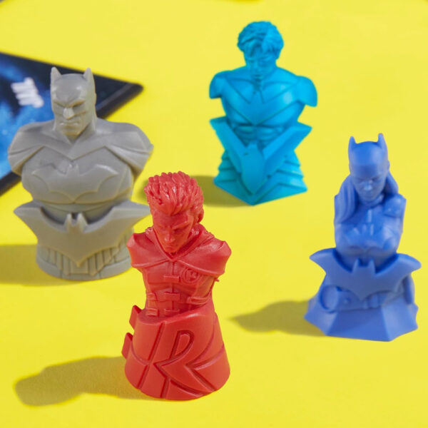 Monopoly Batman Edition Board Game | Monopoly Game for Batman Fans | Ages 8 and Up | 2 to 4 Players | Family Games | Strategy Games for Kids and Adults (Amazon Exclusive) - Image 6